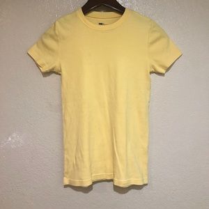 GAP yellow top